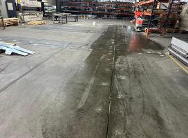 Naprawa posadzki przemysłowej na hali